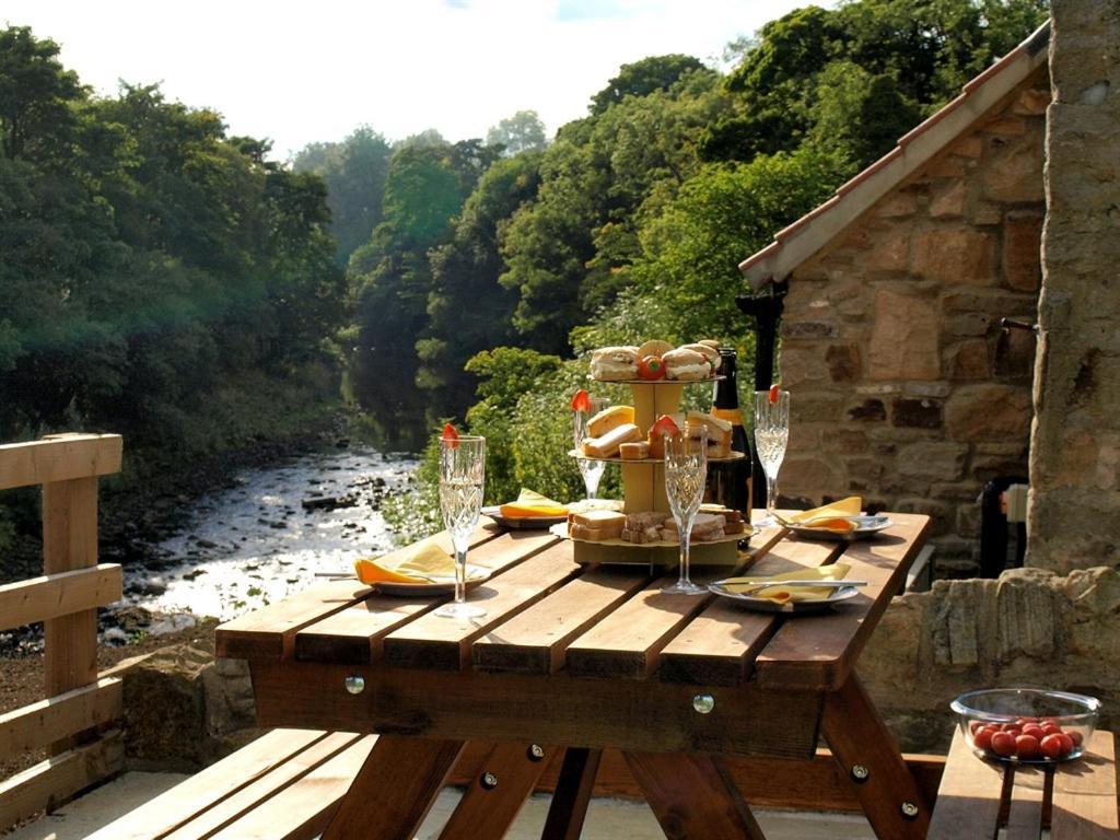 Plum Tree Cottage Witton le Wear Екстериор снимка